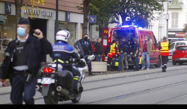 Penusukan di Prancis Tewaskan 3 Orang, Salah Satunya Dikabarkan Dipenggal