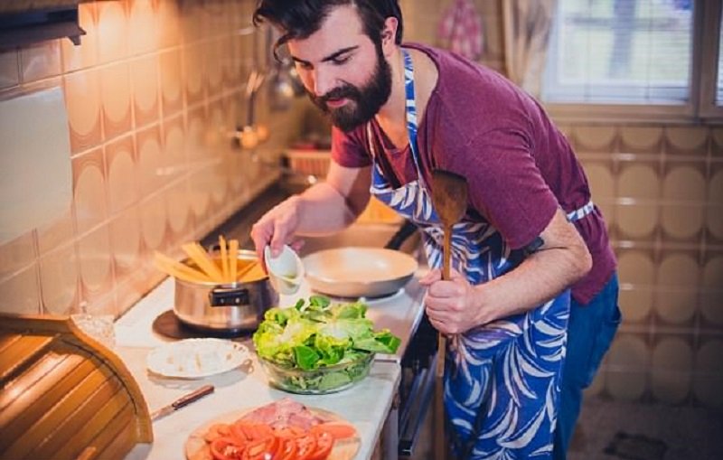 Ingin Memikat Wanita, Pria Wajib Konsumsi Buah dan Sayur Lebih Banyak