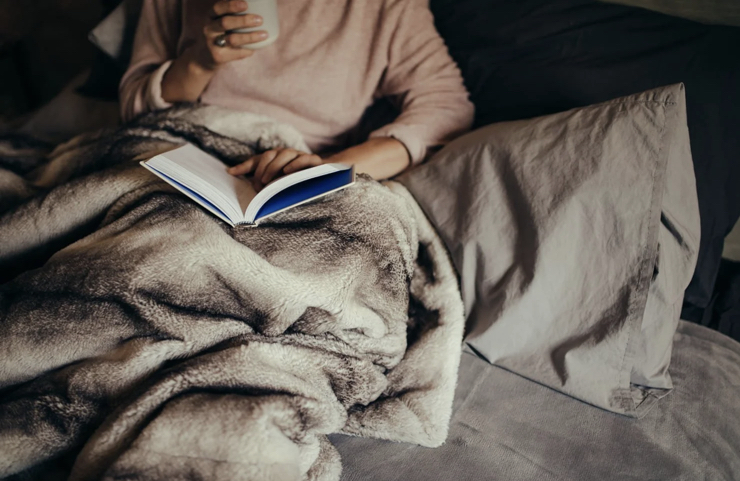 Sudah di Kasur, tapi Badan Nggak Mau Tidur? Kenali Bedtime Procrastination