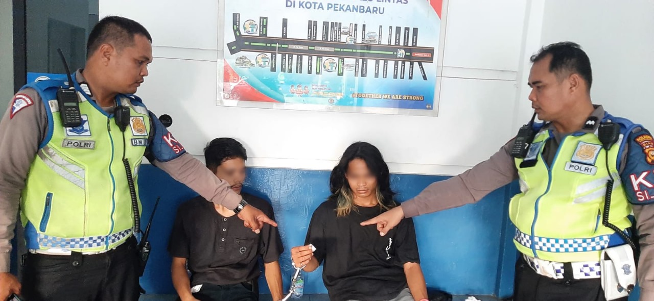 Polantas Pekanbaru Berhasil Mengamankan Pengendara Diduga Bawa Narkotika Jenis Sabu