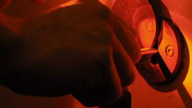 Usai Bercinta, Waria Bawa Kabur Motor Pasangannya