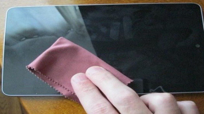 Cara Mudah agar Smartphone Tetap Kinclong