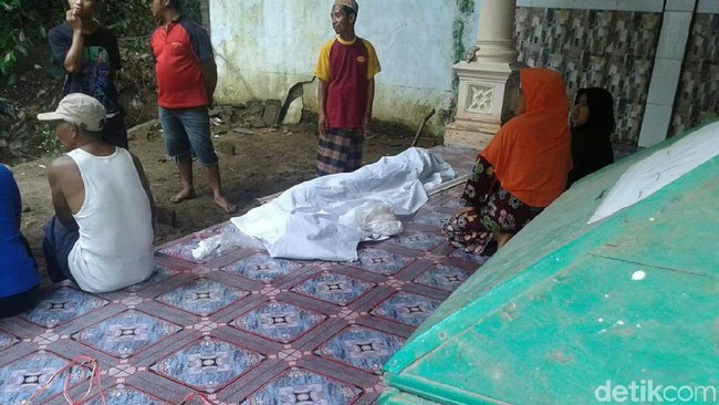 Subhanallah! Jasad Perempuan di Jember Terkubur 10 Tahun Masih Utuh