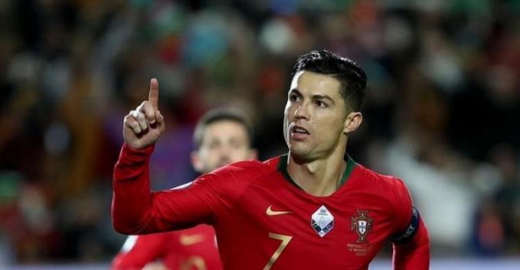 Top Skor Piala Eropa 2020, CR7 Gondol Sepatu Emas
