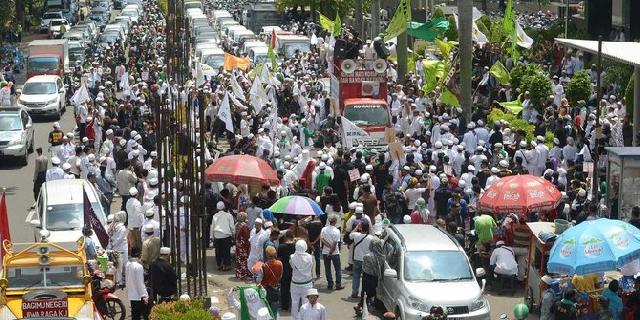 Ketika Semua Sibuk Urus Demo Ahok