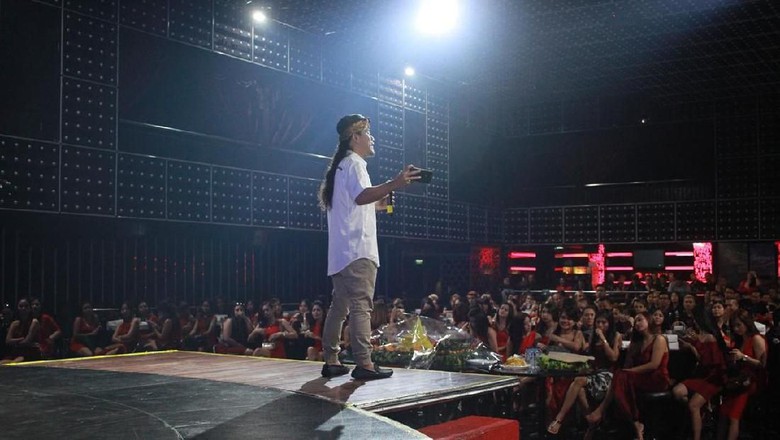Viral Selawat Pemandu Karaoke di Klub Malam Bali, Ini Kata Manajemen