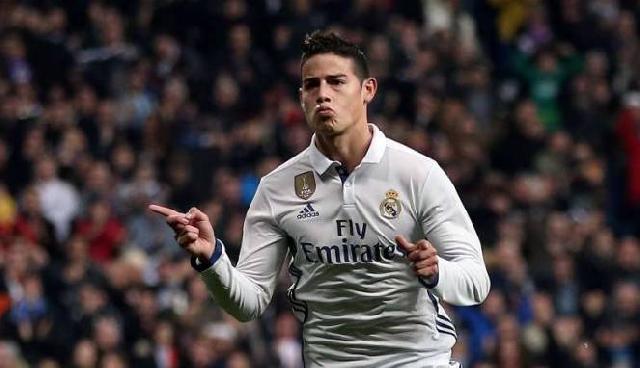 Gabung MU, Gelandang Madrid Rampas Nomor Punggung Rooney?