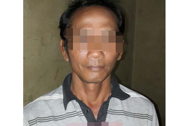 Unggah Foto Mesum Siswi SMP di FB, Pria Tua Ini Minta Berhubungan Intim