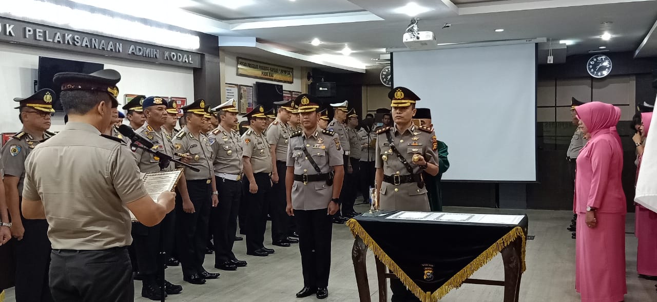 Bicara Saat Pidato Kapolri, AKBP Asep Resmi Dicopot dari Jabatan Kapolres Kampar