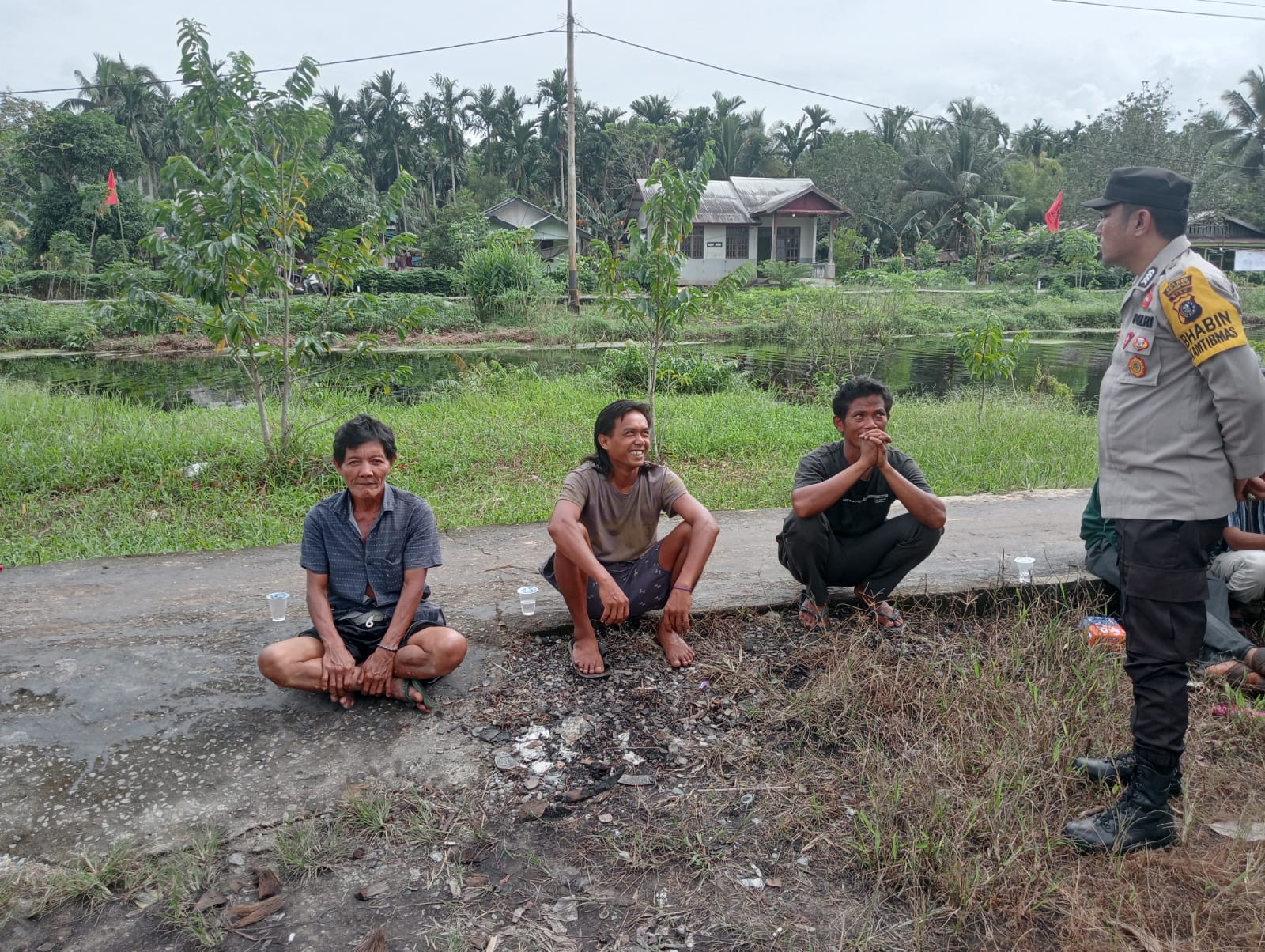 Bhabinkamtibmas Desa Gembaran Lakukan Imbauan dan Sosialisasi Pemilu Damai 2024