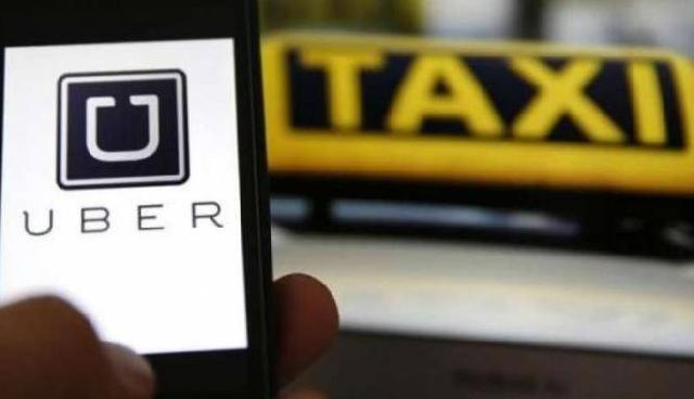 Kemenhub Tetap Evaluasi Peraturan Taksi Online