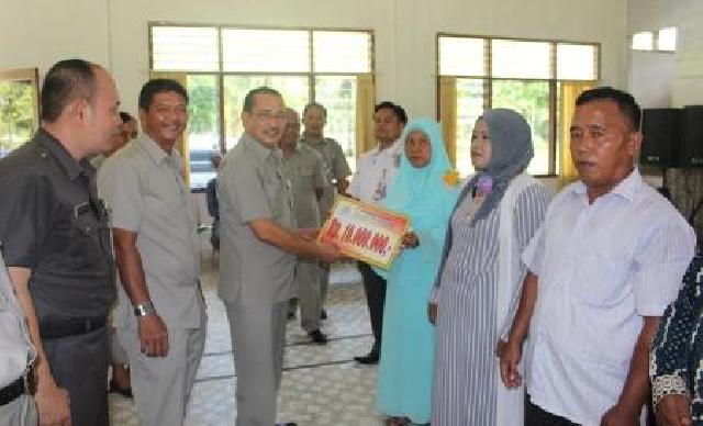 PTPN V Salurkan Program Kemitraan Perdana Tahun 2016