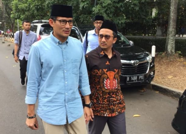 Usai Temui Ma'ruf Amin, Ustaz Yusuf Mansur Makan dan Salat Jumat Bareng Sandi