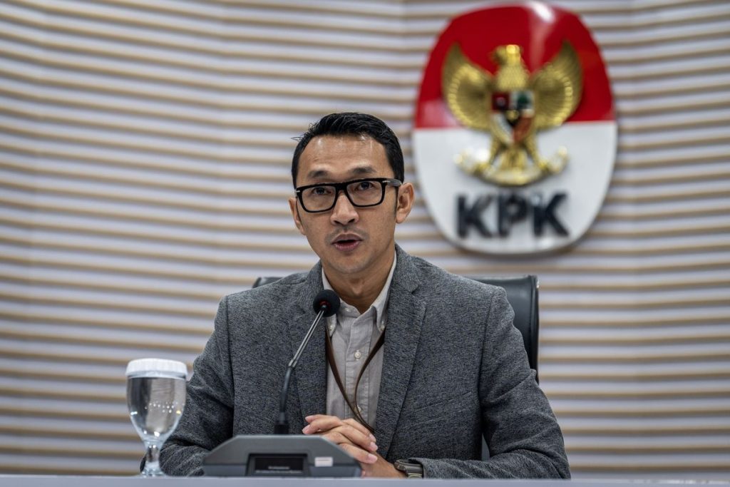 KPK Singgung Peluang Pemeriksaan Plt Gubernur Riau SF Hariyanto dalam Kasus Abdul Wahid