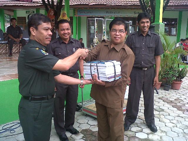 Program Hibah Sejuta Buku di Pekanbaru Sebagai Cara Tingkatkan Semangat Baca Siswa