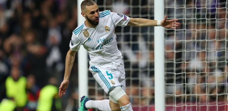 Brace Karim Benzema ke Gawang Bayern, Samai Rekor Messi