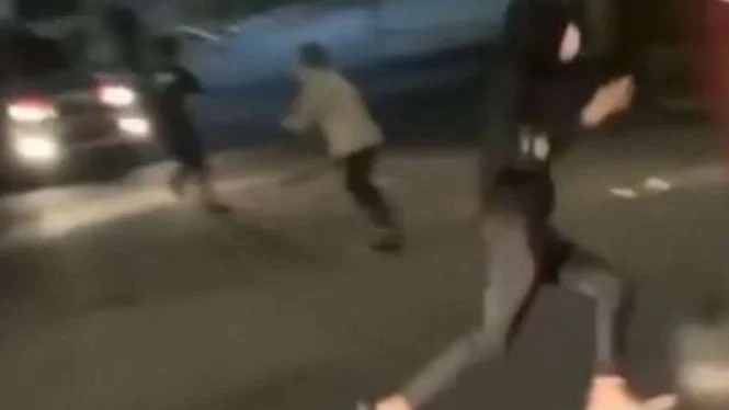 Berikut Detik-detik Polisi Berumur Lepas Tembakan Saat Dikeroyok Geng Motor