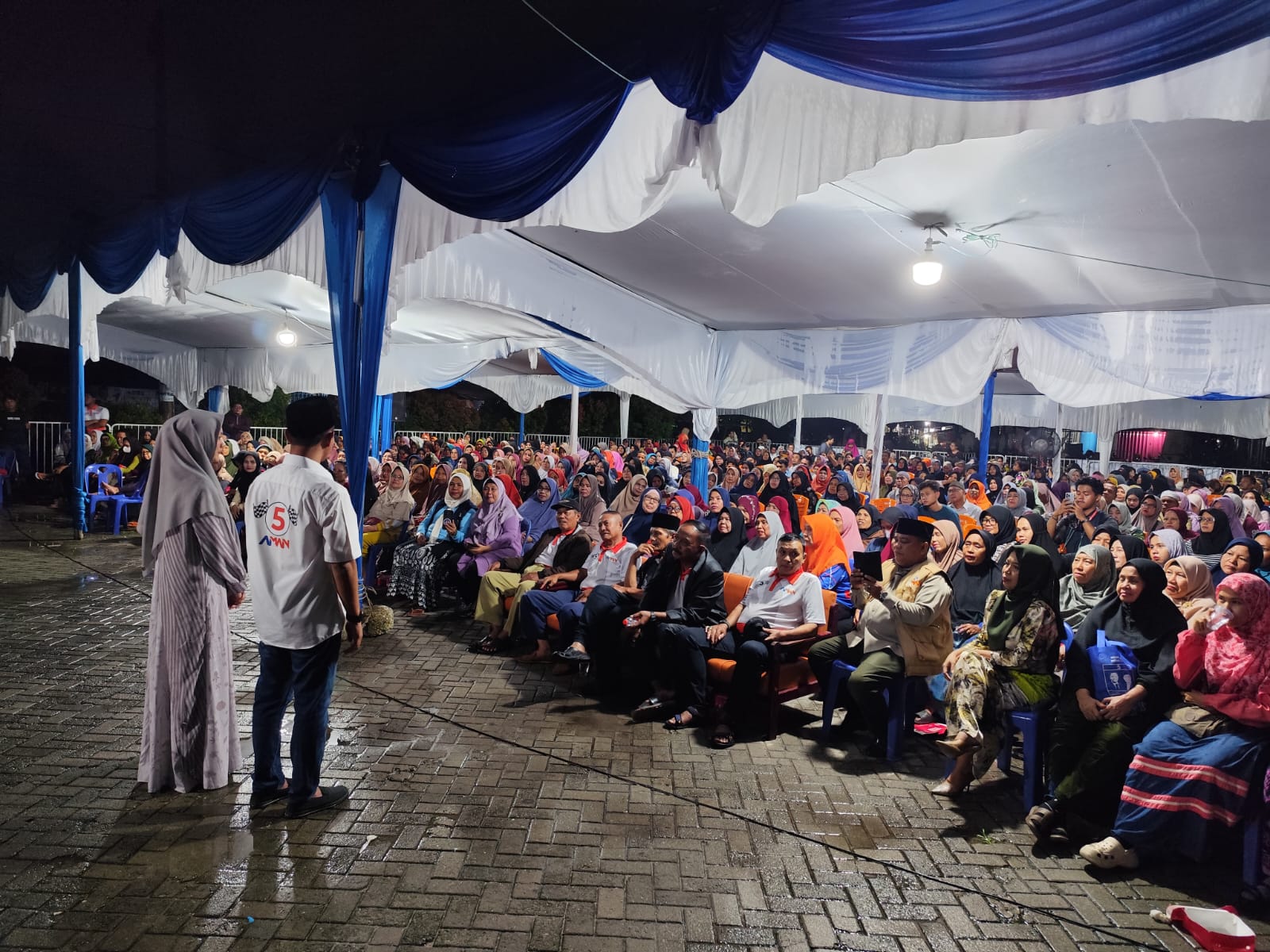 Ribuan Warga Sidomulyo Antusias Hadiri Kampanye Pasangan AMAn Meski Diguyur Hujan