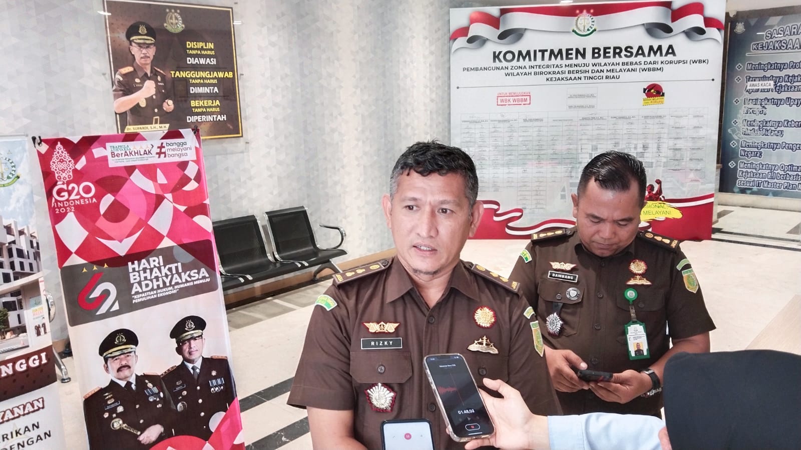 Kejati Riau Usut Dugaan Korupsi Ratusan Miliar Pembangunan SKTT PLN