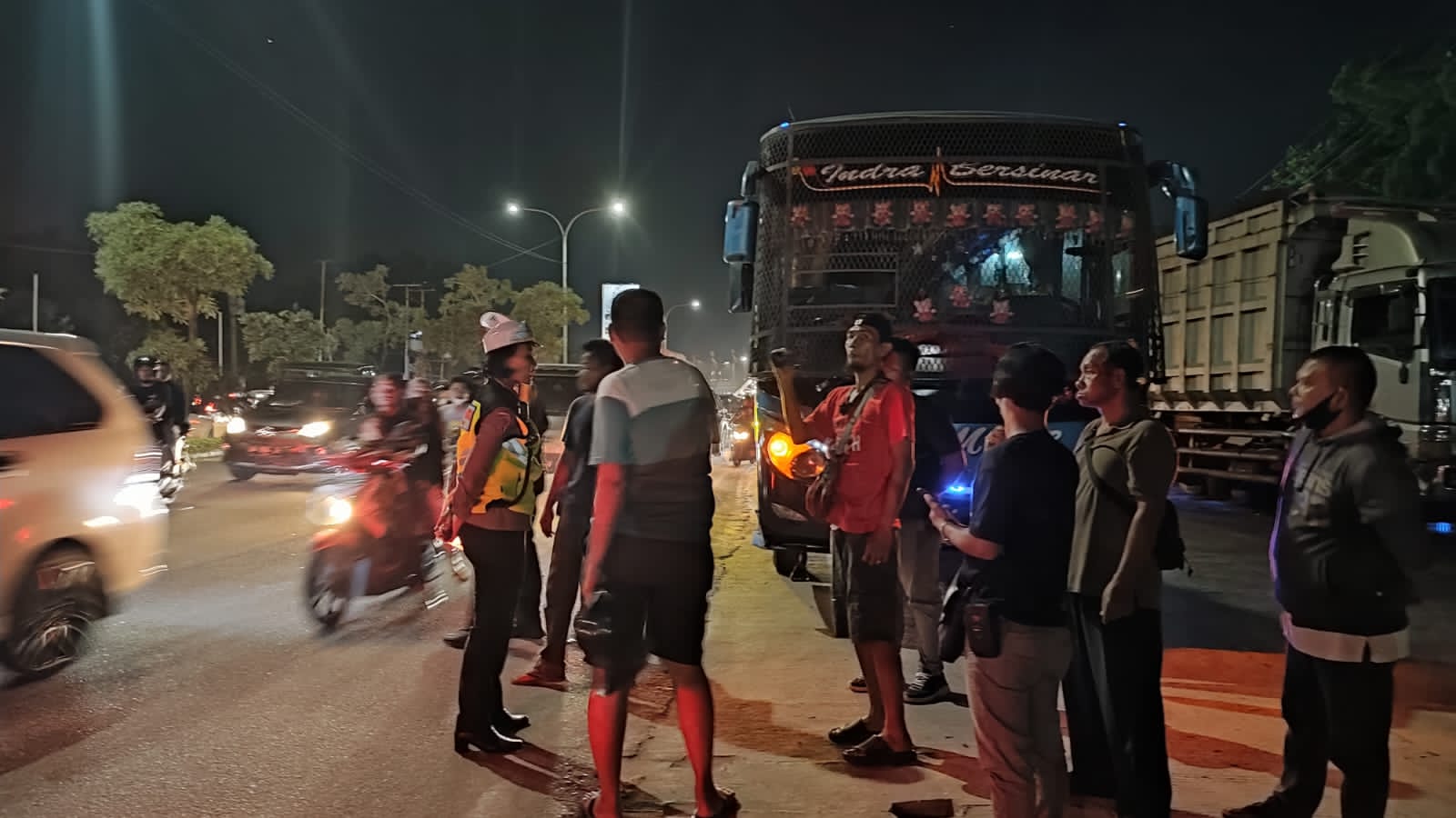 Disenggol Bus PMH, Pemotor Tewas Usai Lintasi Flyover Arengka