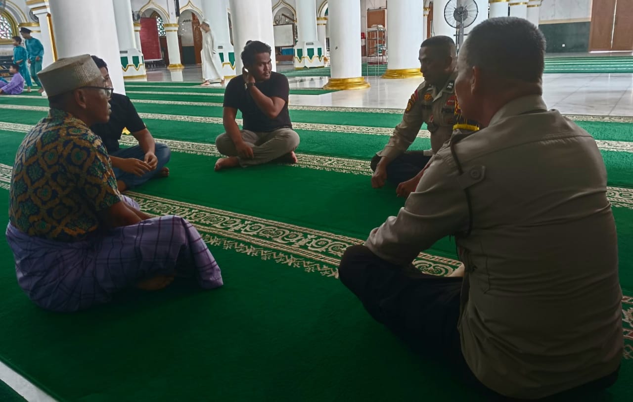 Polsek Senapelan Subuh Berjamaah, Sosialisasikan Pemilu Damai 2024