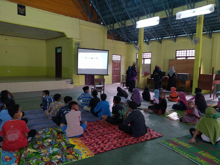 Mahasiswa Kukerta Lakukan Giat Minggu Sehat Ceria dan Bedah Film