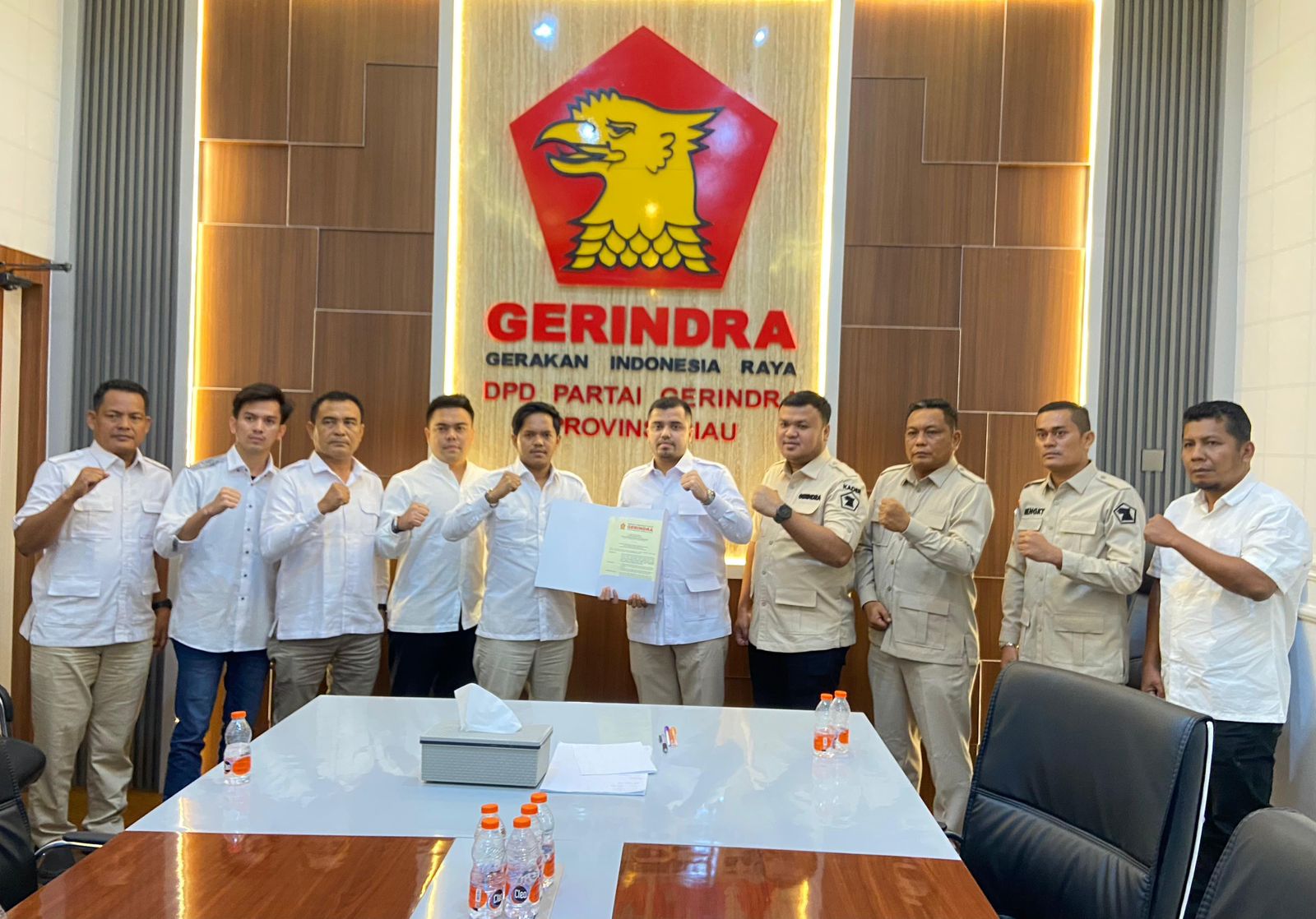 Jelang Pilkada, Reky Fitro Resmi Gantikan Suhardiman Amby Sebagai Ketua DPC Gerindra Kuansing