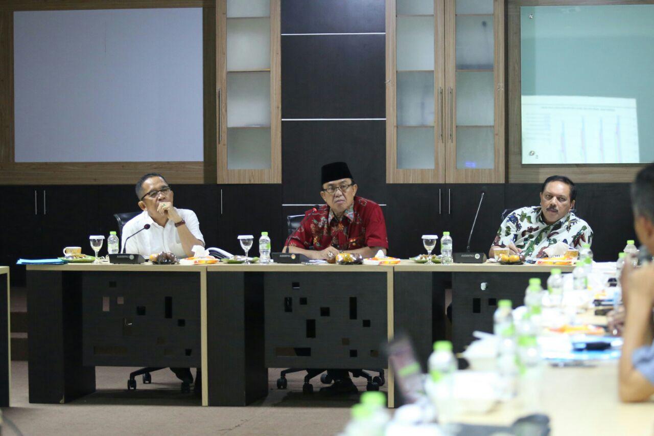 Sempat Batal, Pemkab Inhil Kembali Gelar Pertemuan Dengan Perusahaan Dan Pengumpul Kelapa