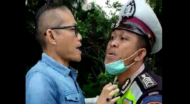 Sopir Yang Tantang Polisi Berkelahi Akhirnya Ditangkap