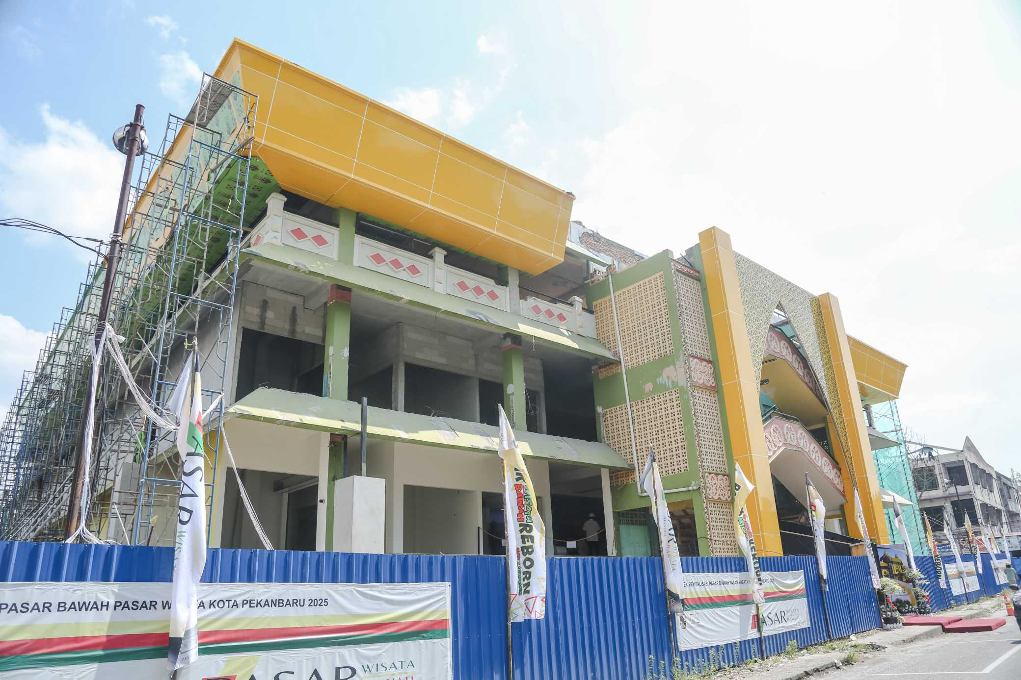 Pengelola Pasar Bawah Pekanbaru Harus Tuntaskan Revitalisasi Oktober 2025