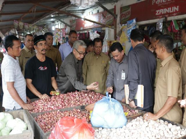 Sejumlah Pasar Tembilahan Di Sidak BPOM Riau