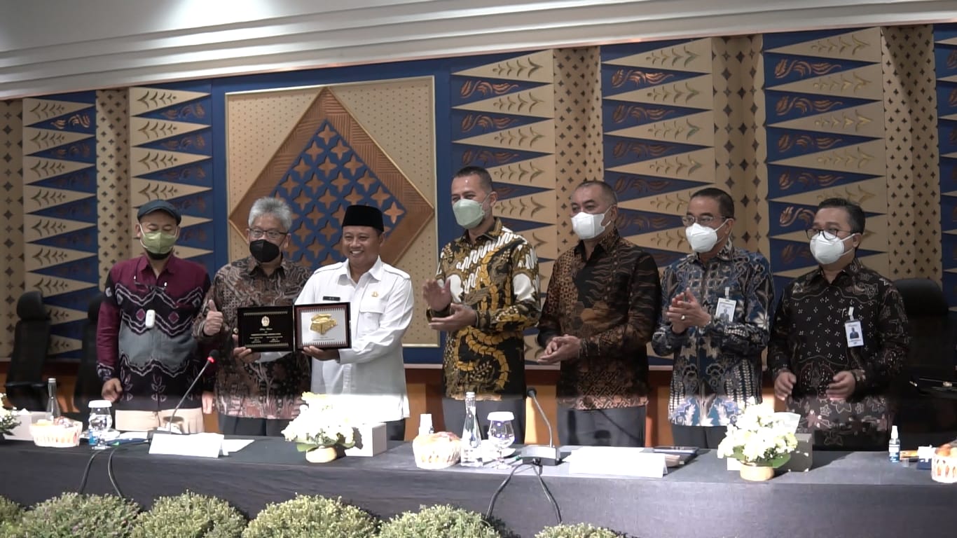 BANK BJB Terima Kunjungan Studi Banding BPD Kalteng dan BPD Sumut