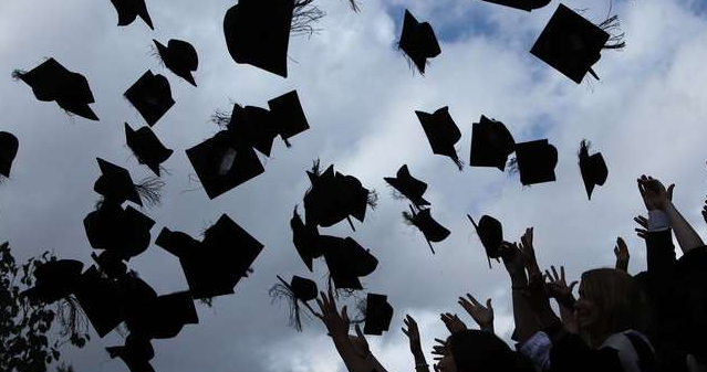 Woow ! 1.000 Izin Kampus Akan Dicabut Kemenristekdikti, Ada Apa?