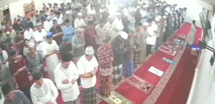 Ini Video Detik-detik Gempa Donggala Guncang Masjid Saat Salat Berjamaah