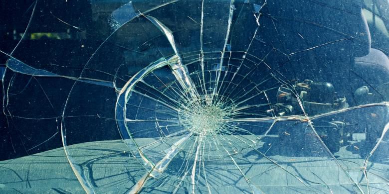 Bus Dilempari Batu, Sopir Tewas di Depan Setir Diduga Kehabisan Darah