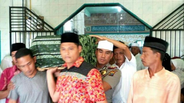 Ribuan masyarakat kampar sambut kedatangan Jenazah Almarhum Ridho