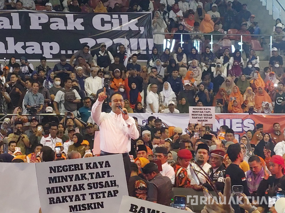 Sambut Kedatangan Anies Baswedan, Teriakan 