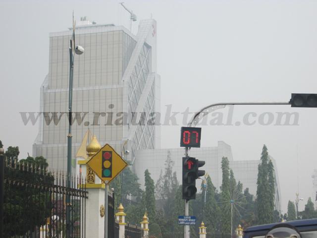 Kabut Asap Mulai Selimuti Pekanbaru, Masyarakat Diminta Kurangi Aktifitas Diluar Ruangan