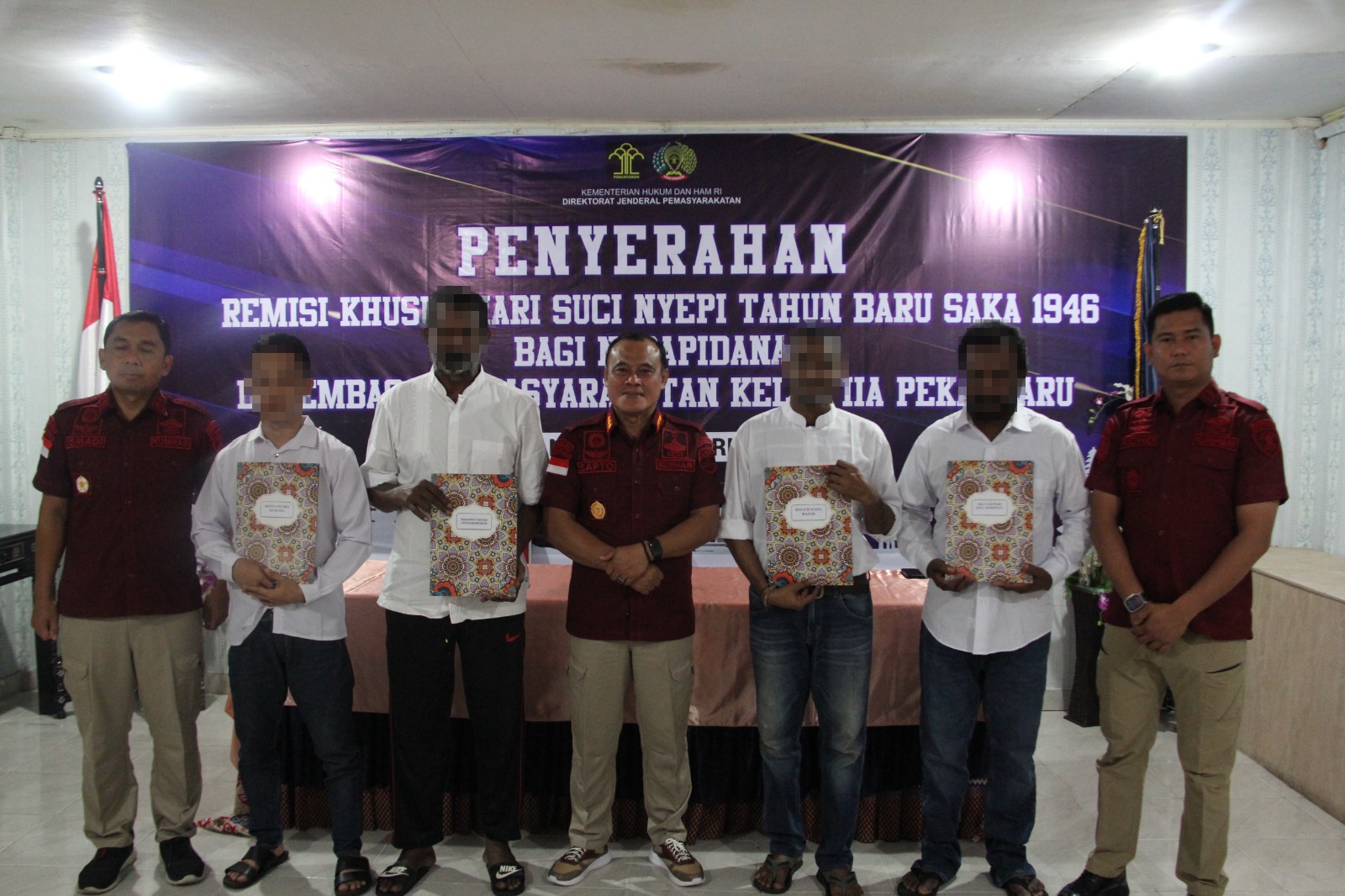 Lapas Kelas II Pekanbaru Berikan Remisi Khusus Kepada 4 Warga Binaan