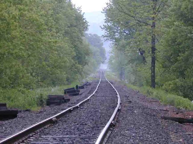 Pembangunan Jalur Kereta Api 1.400 KM Dikebut 5 Tahun
