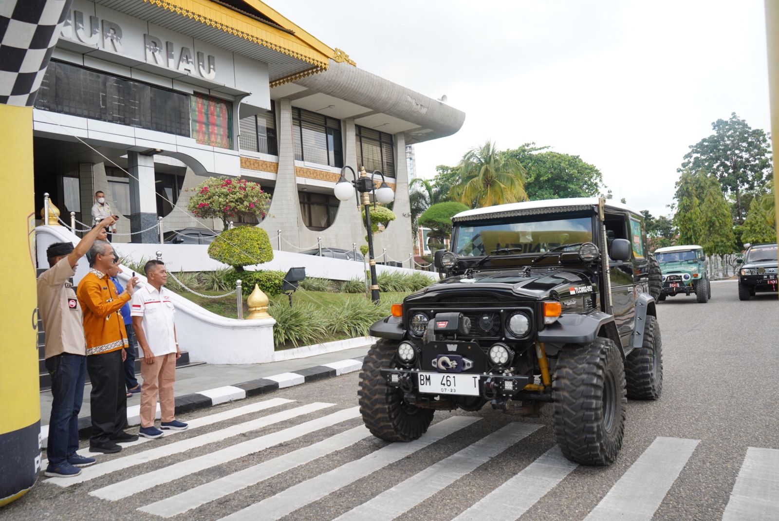 Dilepas Gubernur Riau, TLCI Chapter2 Bawa Misi Kenalkan Wisata Alam Riau di Jamnas 5 Jambi