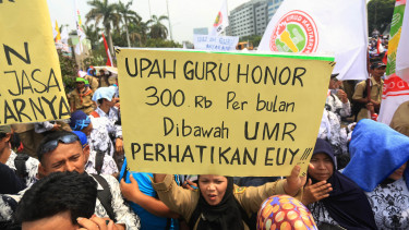 Miris, 736 Ribu Guru Honorer Tak Dapat THR