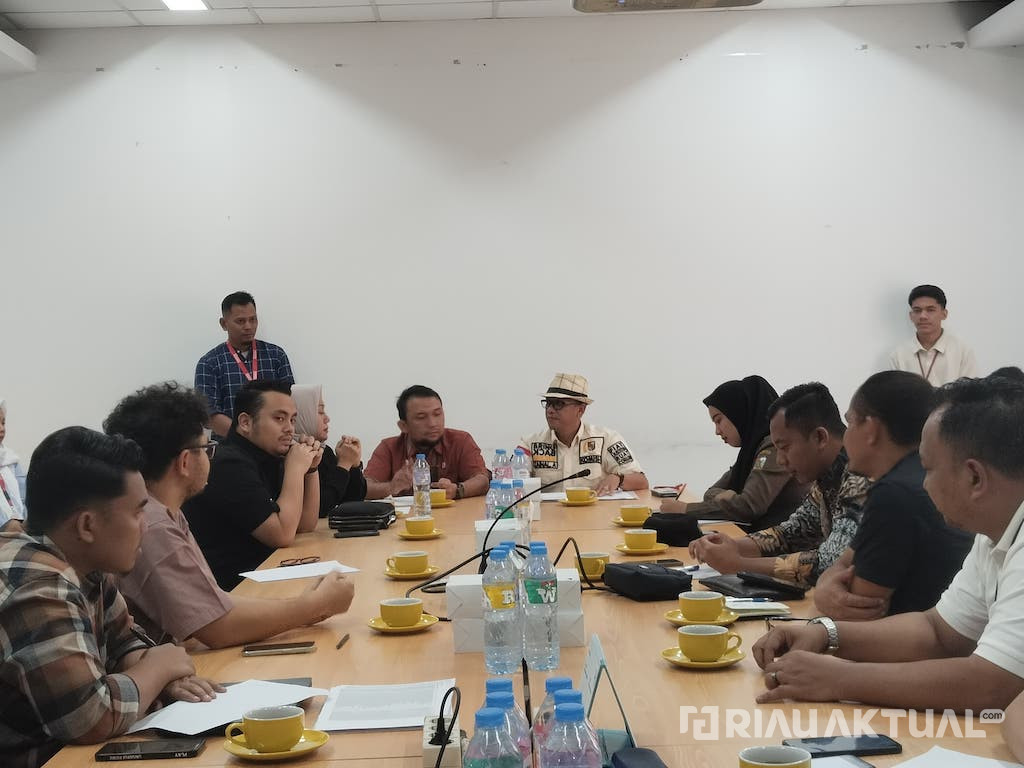 Komisi II DPRD Pekanbaru Soroti Dugaan Tunggakan Pajak Alfamart