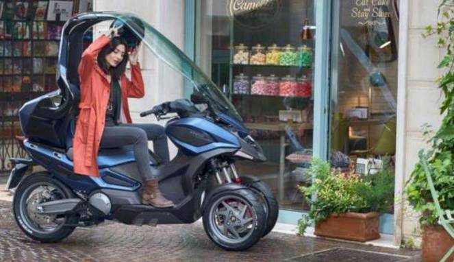 Motor Skutik Bongsor Antihujan dan Panas dari Kymco