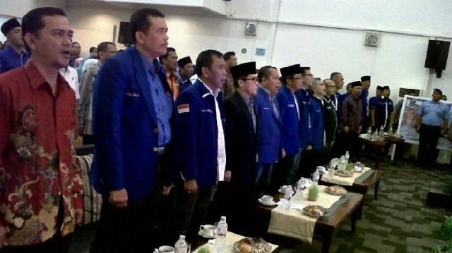 Irwan Nasir Resmi Lantik Pengurus DPD PAN Dumai