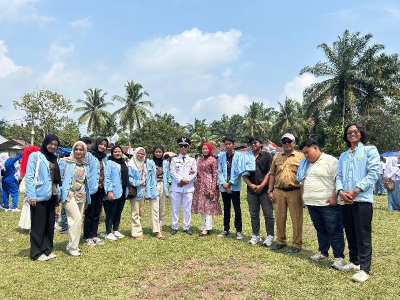 Upacara HUT RI Ke-79 di Desa Koto Tandun Rohul, Mahasiswa KKN Universitas Riau Turut Berperan Aktif