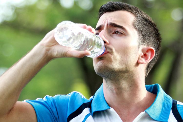 Lebih Sehat dengan Cukup Minum Air
