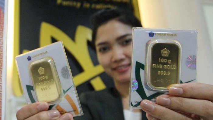 Harga Jual Emas Antam Turun Rp3.000