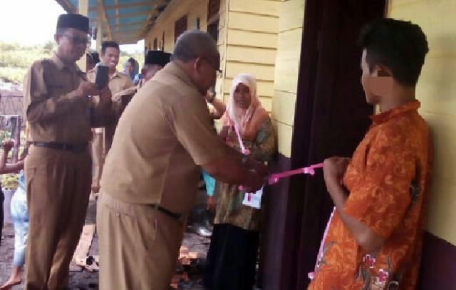 Kadisdik Meranti Resmikan Ruang Kelas dari Dompet Dhuafa