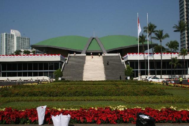 Konflik Internal Partai Mengganggu Kinerja DPR